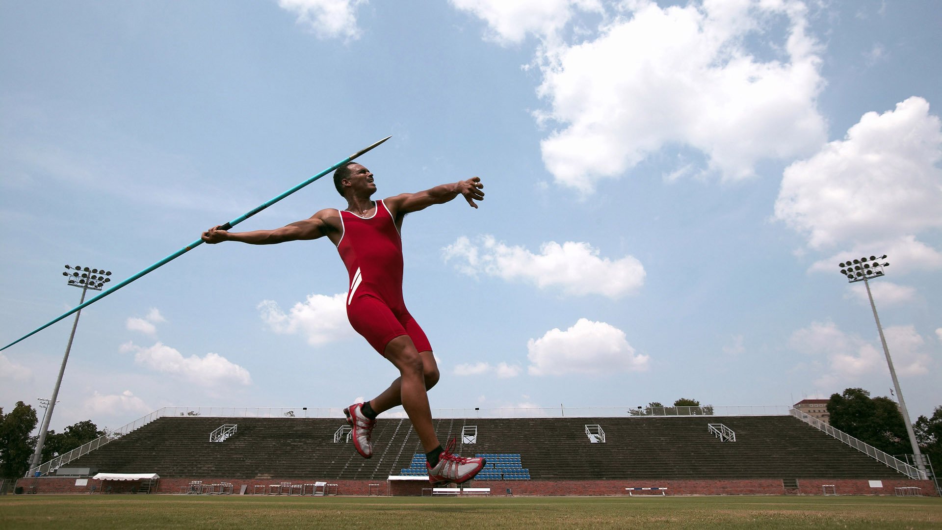 河南建业新主场盛大揭幕，河南建业的主场
